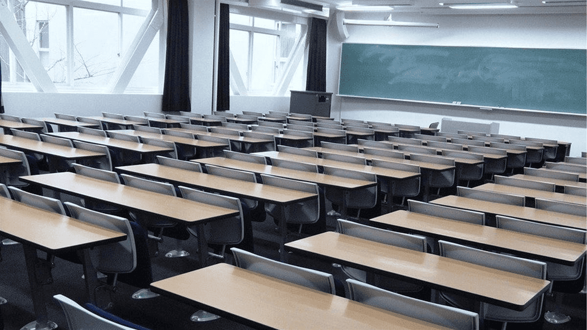 上課啦！實戰操演「啪啪」　性教育？公然猥褻？都幾.