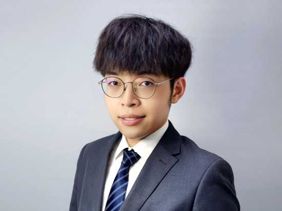 律師