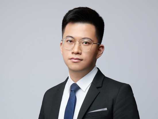 律師
